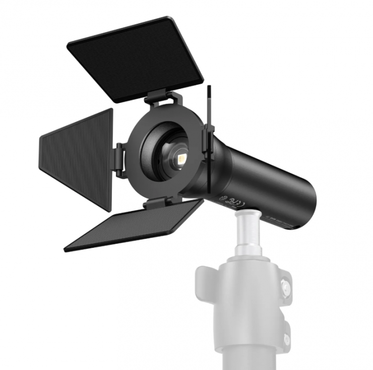 SmallRig RF 05B portable COB light showing the barn door attachment for precise light shaping